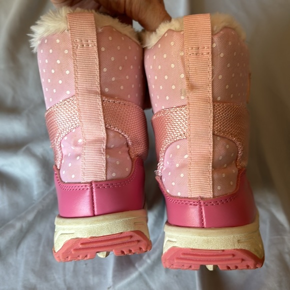 Carters Pink Snow boots - Picture 3 of 9